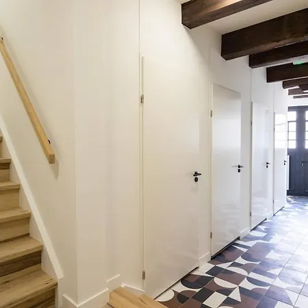 Center Original - Extended By Haring Verhuur